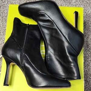 Gianni Bini Black Heeled Boots Sleek Stiletto Ankle